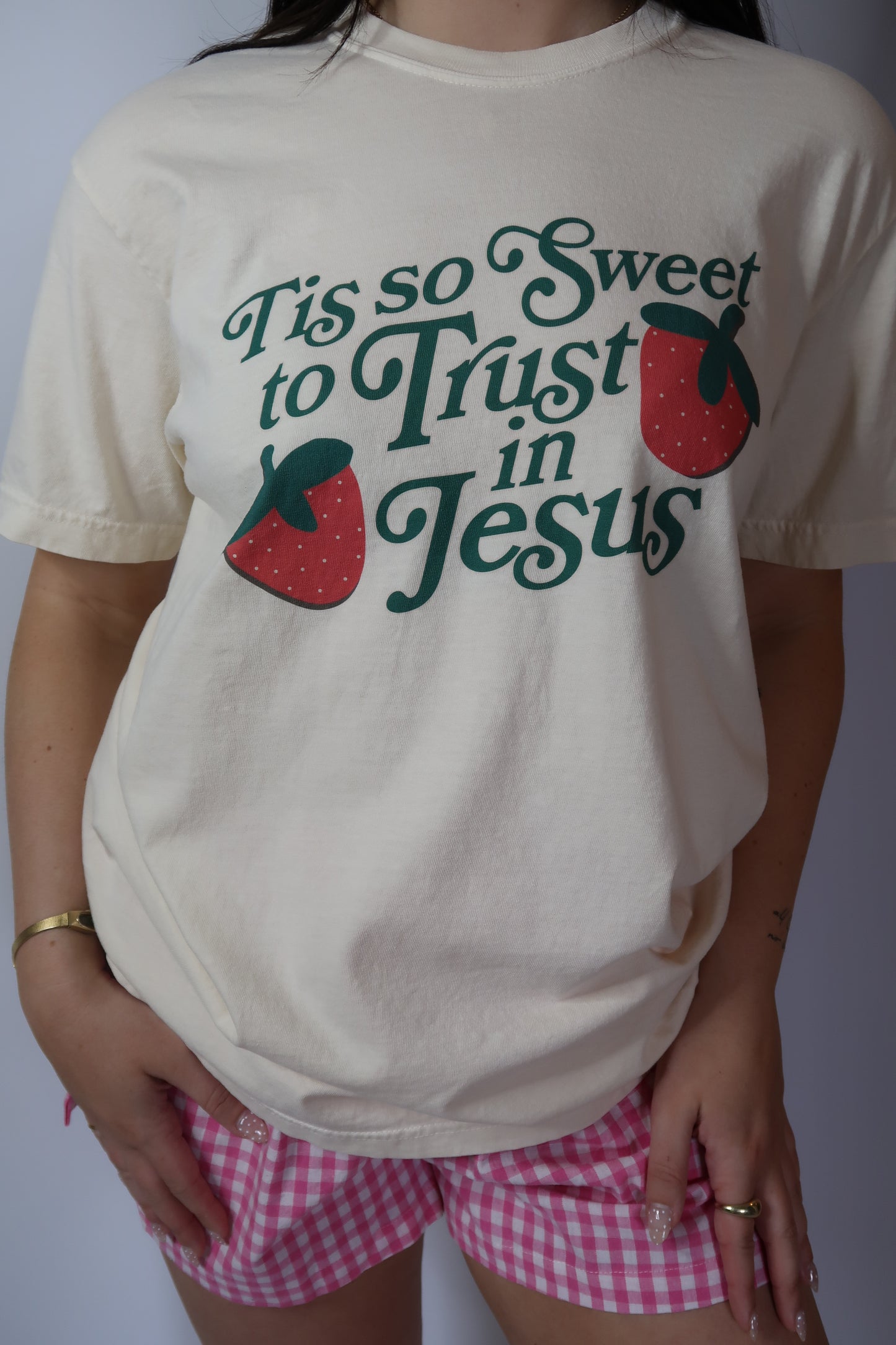 Trust In Him Tee - Ivory