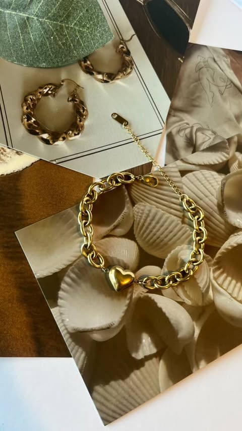 Heart Bracelet - Gold Plated