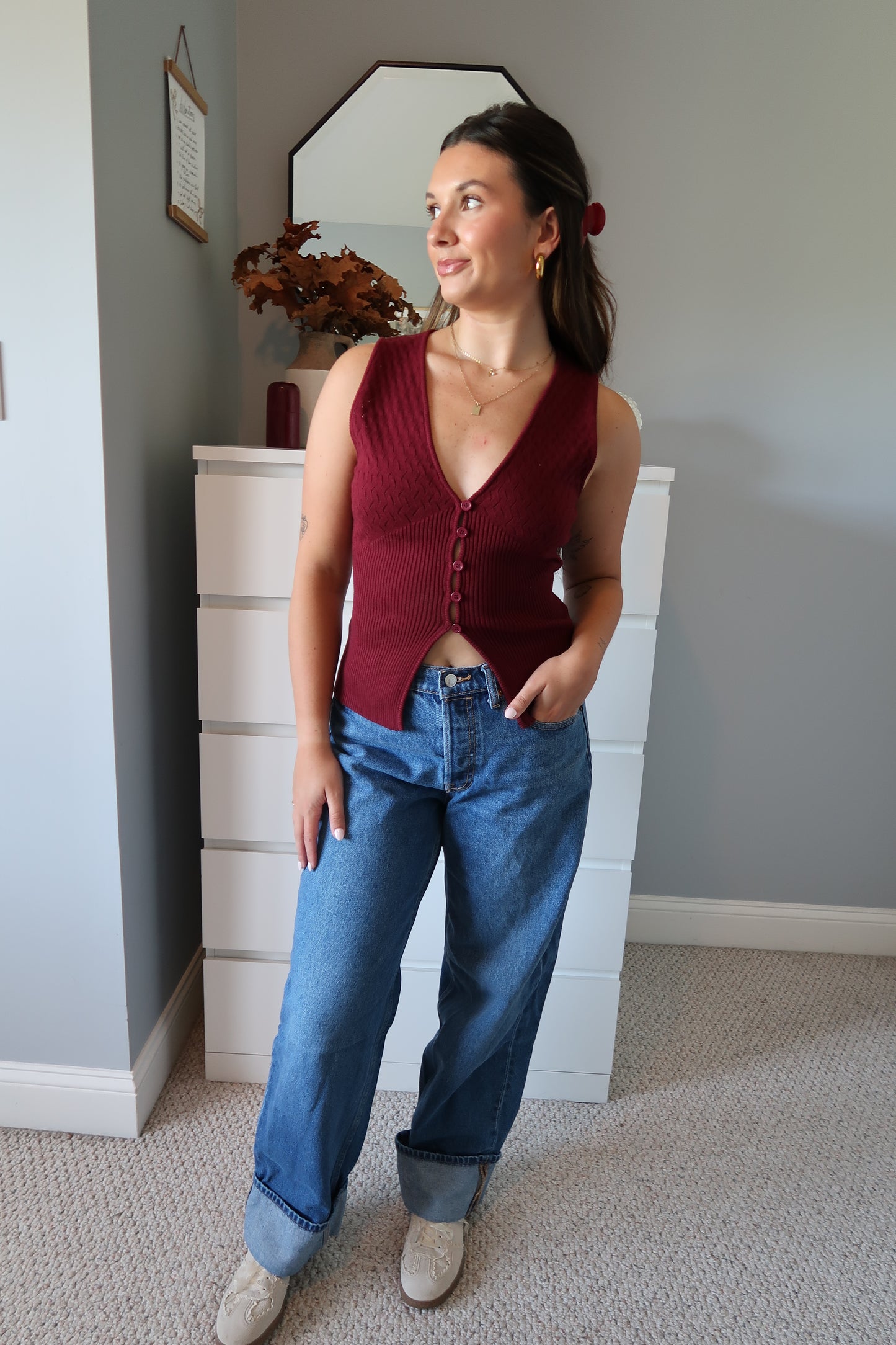 Blair Sleeveless Sweater Top - Burgundy