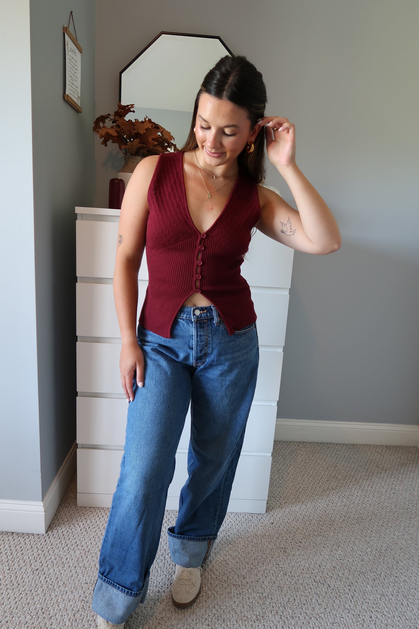 Blair Sleeveless Sweater Top - Burgundy
