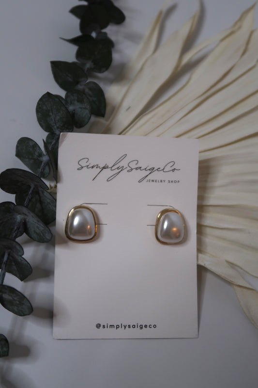 Gold Pearl Studs - 14k Gold Plated